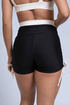Short Fitness Smile Duo Super Black com Off White compressão