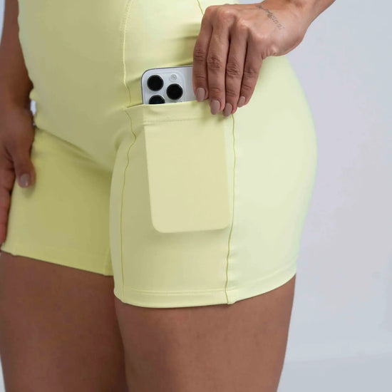 Macaquinho Fitness Flow Chá Verde com bolso - Maré Maria moda fitness