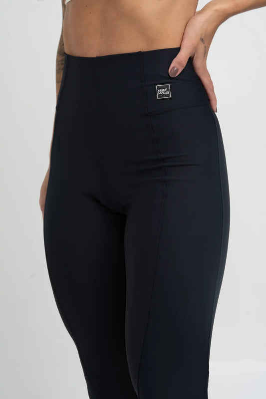 Calça Legging Classic Preta Cintura Alta com Zero Transparência e Compressão Ideal