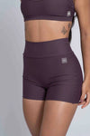 Short Fitness Confort Ameixa Terrosa s/ costura frontal compressão
